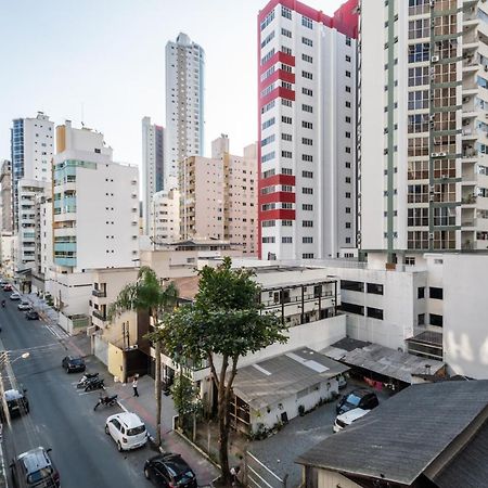 Em Frente Ao Shopping Atlantico! Com Sacada, Garagem E Ar Condicionado Daire Balneário Camboriú Dış mekan fotoğraf